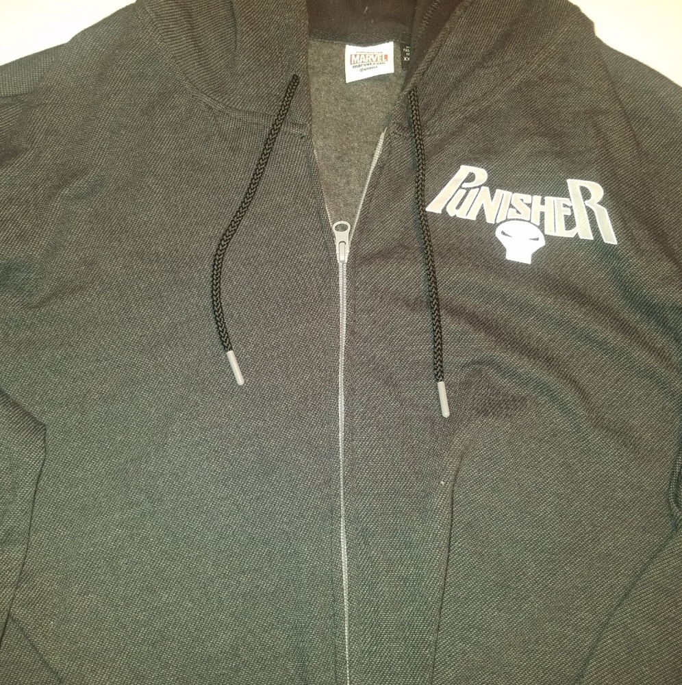 NWOT Punisher zip up hoodie jacket